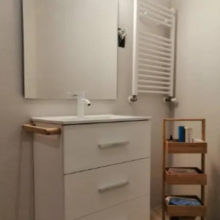 Nana In Apartament