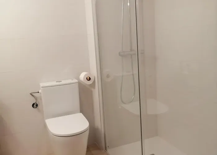 Nana In Parking En El Edificio * Bilbao